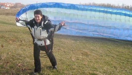 Šampionka Srbije u paraglajdingu poginula na rutinskom letu Šampionka Srbije u paraglajdingu poginula na rutinskom letu