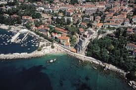 Herceg Novi: Zapaljen automobil Slavka Roganovića Herceg Novi: Zapaljen automobil Slavka Roganovića