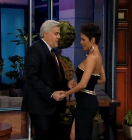 Legendarni Leno nije skidao pogled sa Beri Legendarni Leno nije skidao pogled sa Beri