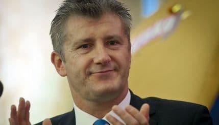 Šuker: Volio bih da se ne zviždi srpskoj himni u Zagrebu Šuker: Volio bih da se ne zviždi srpskoj himni u Zagrebu