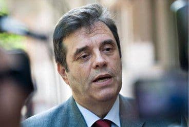 Koštunica: Odbaciti ultimatume EU Koštunica: Odbaciti ultimatume EU
