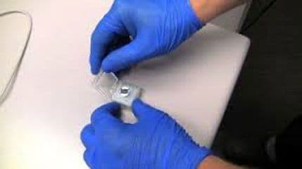 Ni naočare ne pomažu: Najmanja knjiga na svijetu Ni naočare ne pomažu: Najmanja knjiga na svijetu