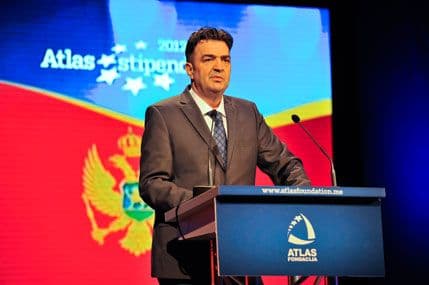 Duško Knežević na Forumu o globalnom obrazovanju Duško Knežević na Forumu o globalnom obrazovanju