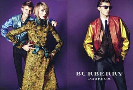 "Barberi" kaput napravljen od prokrijumčarenog perja paunova "Barberi" kaput napravljen od prokrijumčarenog perja paunova