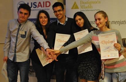 "Bobaj" najbolji preduzetnički projekat srednjoškolaca "Bobaj" najbolji preduzetnički projekat srednjoškolaca