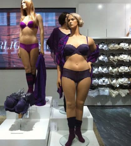 Švedski butik sa lutkom koja ima obline kao realna žena Švedski butik sa lutkom koja ima obline kao realna žena