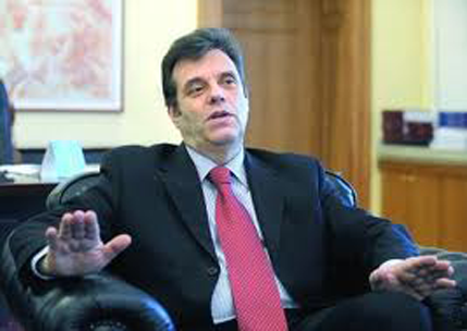 Koštunica: Monstruozne optužbe Đukanovića, koristi ubijene ljude da bi sačuvao vlast Koštunica: Monstruozne optužbe Đukanovića, koristi ubijene ljude da bi sačuvao vlast