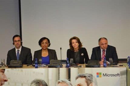 Lazović: Brojni projekti u cilju zaštite od sajber kriminala Lazović: Brojni projekti u cilju zaštite od sajber kriminala