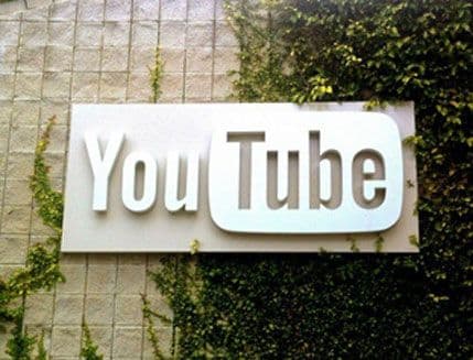 JuTjub posjećuje milijardu ljudi mjesečno JuTjub posjećuje milijardu ljudi mjesečno