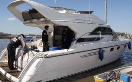 Španija: Zaplijenjeno 590 kilograma kokaina, uhapšen državljanin Srbije Španija: Zaplijenjeno 590 kilograma kokaina, uhapšen državljanin Srbije