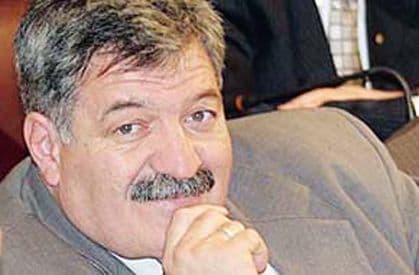 Šabović: Sa crnogorske zastave ukloniti hrišćanska obilježja Šabović: Sa crnogorske zastave ukloniti hrišćanska obilježja