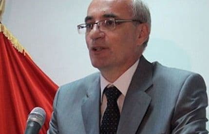 Milošević odgovorio Šaboviću: Moraju se poštovati Ustav i državni simboli Milošević odgovorio Šaboviću: Moraju se poštovati Ustav i državni simboli