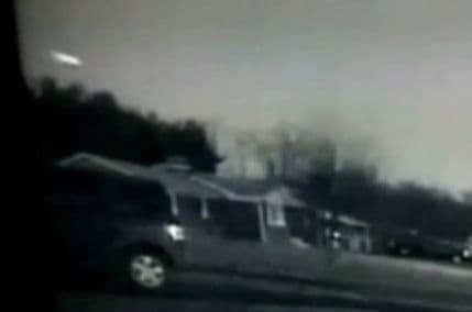 VIDEO: Meteor preletio iznad Njujorka VIDEO: Meteor preletio iznad Njujorka