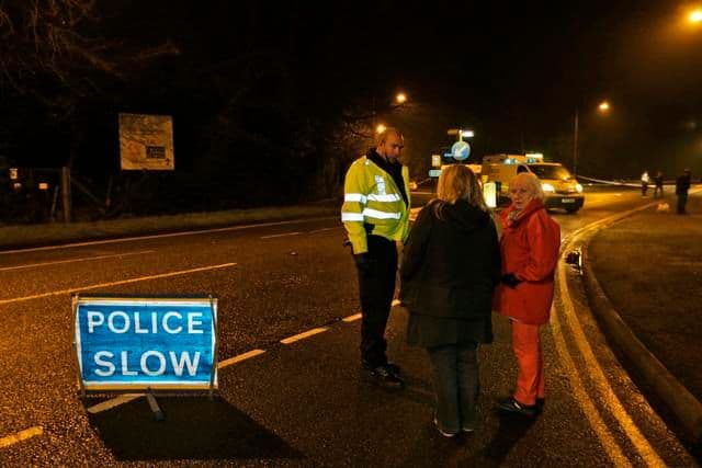 Uzrok smrti Berezovskog nepoznat, specijalni tim pretražuje njegovu kuću Uzrok smrti Berezovskog nepoznat, specijalni tim pretražuje njegovu kuću