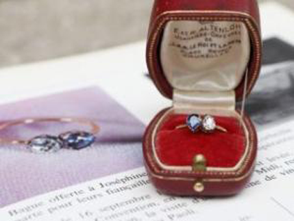 Vjerenički prsten Napoleona Bonaparte prodat za 896 hiljada eura Vjerenički prsten Napoleona Bonaparte prodat za 896 hiljada eura