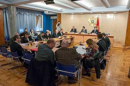 Odbor za ekonomiju protiv Vladinih zaključaka rješavanja problema u KAP-u, DPS podržao zaključke SNP-a! Odbor za ekonomiju protiv Vladinih zaključaka rješavanja problema u KAP-u, DPS podržao zaključke SNP-a!