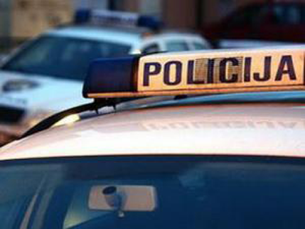 Zagreb: Uhapšen serijski pljačkaš kladionica Zagreb: Uhapšen serijski pljačkaš kladionica