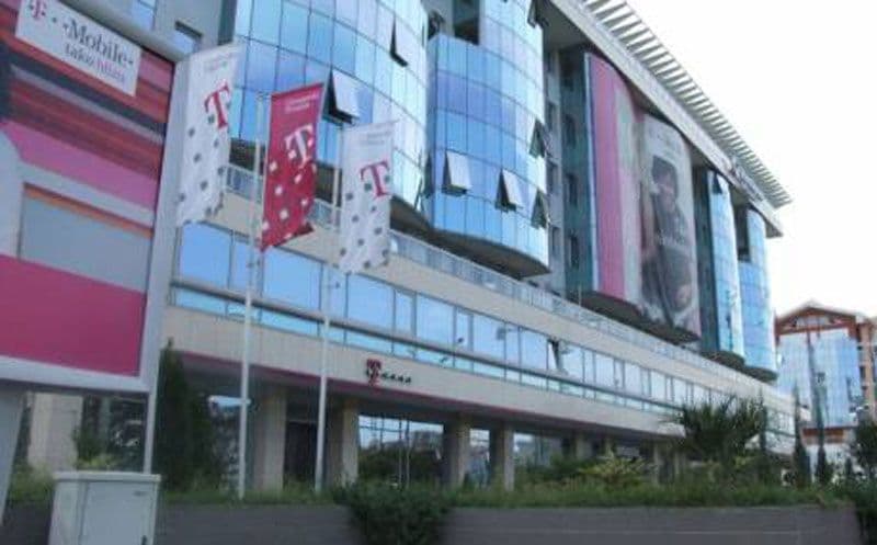 Telekom uručio ulaznice za utakmicu Crna Gora- Engleska Telekom uručio ulaznice za utakmicu Crna Gora- Engleska