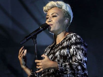 Emili Sande pisala Krivokapiću: Među brojnim pismima, Vaše je za mene bilo posebno   Emili Sande pisala Krivokapiću: Među brojnim pismima, Vaše je za mene bilo posebno