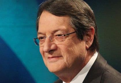 Kiparski predsjednik skresao platu sebi i ministrima  Kiparski predsjednik skresao platu sebi i ministrima