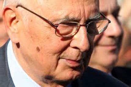 Napolitano poručio da ne razmišlja o ostavci Napolitano poručio da ne razmišlja o ostavci