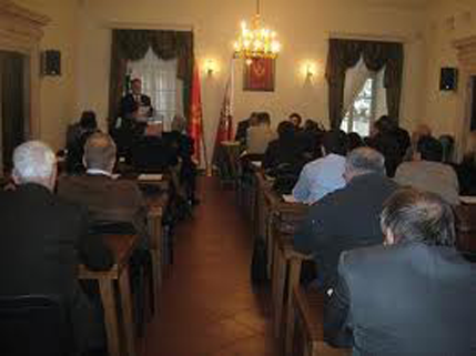 Kotorska opozicija bojkotuje sjednicu lokalnog parlamenta Kotorska opozicija bojkotuje sjednicu lokalnog parlamenta