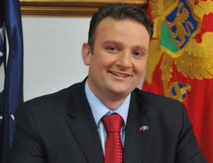 Kentera: Parlament ima legitimitet da odlučuje u ime građana Kentera: Parlament ima legitimitet da odlučuje u ime građana