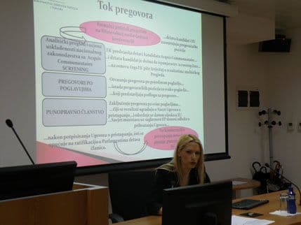 U Ministarstvu održana debata o životnoj sredini i klimatskim promjenama U Ministarstvu održana debata o životnoj sredini i klimatskim promjenama