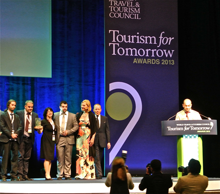 “Vrhovi Balkana“ osvojili prvu nagradu u Abu Dabiju “Vrhovi Balkana“ osvojili prvu nagradu u Abu Dabiju