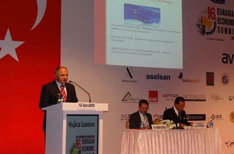 Lazović: Politika razvoja Crne Gore usmjerena na pametan, održiv i inkluzivan rast Lazović: Politika razvoja Crne Gore usmjerena na pametan, održiv i inkluzivan rast