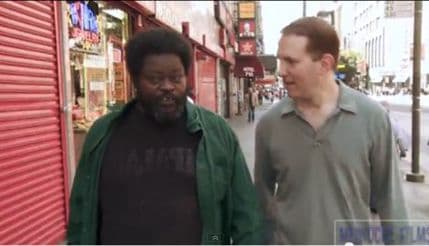 VIDEO: Kako reaguju ljudi kada vide prosjaka koji dijeli novac VIDEO: Kako reaguju ljudi kada vide prosjaka koji dijeli novac