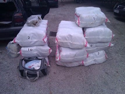 U međunarodnoj akciji „Grom“ u Crnoj Gori lišeno slobode 13 lica    U međunarodnoj akciji „Grom“ u Crnoj Gori lišeno slobode 13 lica