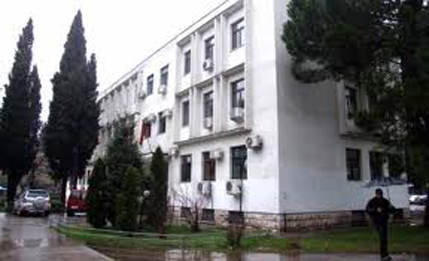 Dvije službenice Fonda PIO osumnjičene za zloupotrebu položaja Dvije službenice Fonda PIO osumnjičene za zloupotrebu položaja