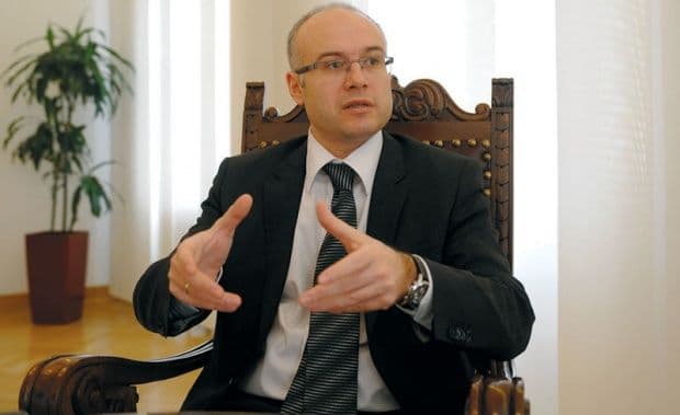 VUČEVIĆ: Deklaracija o Vojvodini liči na crnogorski scenario  VUČEVIĆ: Deklaracija o Vojvodini liči na crnogorski scenario