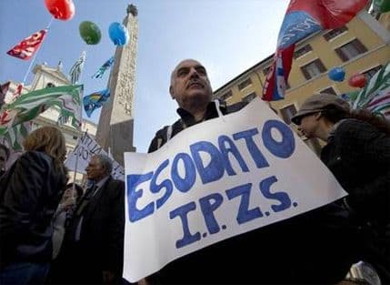 Hiljade Italijana na ulici, sindikati najavljuju štrajk Hiljade Italijana na ulici, sindikati najavljuju štrajk