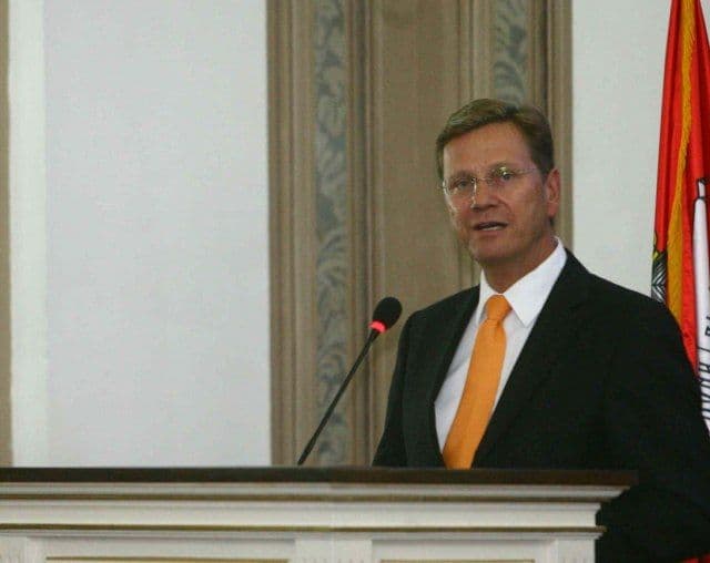 Vestervele čestitao Vučiću i Hodžaju Vestervele čestitao Vučiću i Hodžaju