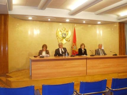 DIK saopštila konačne rezultate izbora: Filip Vujanović predsjednik DIK saopštila konačne rezultate izbora: Filip Vujanović predsjednik