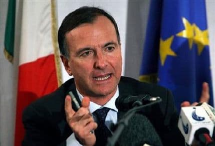 FRATINI: Očekujem poziv za članstvo Crnoj Gori na narednom samitu NATO-a FRATINI: Očekujem poziv za članstvo Crnoj Gori na narednom samitu NATO-a