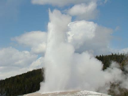 Otkrivena tajna gejzira Old fejtful Otkrivena tajna gejzira Old fejtful