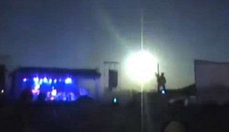 Meteor pretvorio noć u dan tokom koncerta u Argentini Meteor pretvorio noć u dan tokom koncerta u Argentini