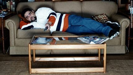 Mladi u Crnoj Gori: Stalno na Internetu i uz TV ekran, polovina se ne bavi fizičkom aktivnošću Mladi u Crnoj Gori: Stalno na Internetu i uz TV ekran, polovina se ne bavi fizičkom aktivnošću