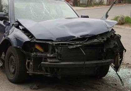 PODGORICA: Eksplozivna naprava uništila auto saobraćajnog policajca  PODGORICA: Eksplozivna naprava uništila auto saobraćajnog policajca