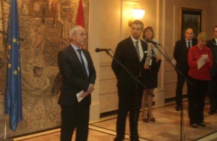 LANGE: Sugerisao sam da se pitanja vezana za predsjedničke izbore riješe kroz institucije LANGE: Sugerisao sam da se pitanja vezana za predsjedničke izbore riješe kroz institucije