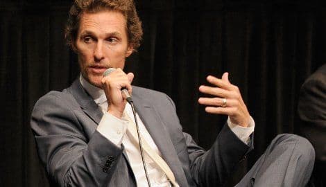 Metju Mekonahi živio sa zmijama bez vode i struje Metju Mekonahi živio sa zmijama bez vode i struje