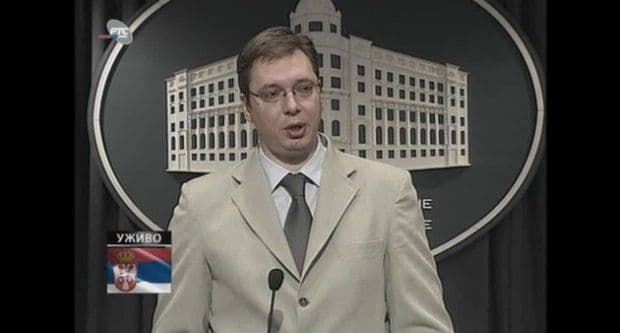 VUČIĆ: Amfilohije neće voditi politiku Srbije, neka prvo izađe na izbore i pobijedi VUČIĆ: Amfilohije neće voditi politiku Srbije, neka prvo izađe na izbore i pobijedi