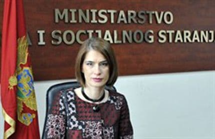 NIKOLIĆ-VUČINIĆ: Zapošljavanje mladih biće stimulisano subvencijama za poslodavce NIKOLIĆ-VUČINIĆ: Zapošljavanje mladih biće stimulisano subvencijama za poslodavce