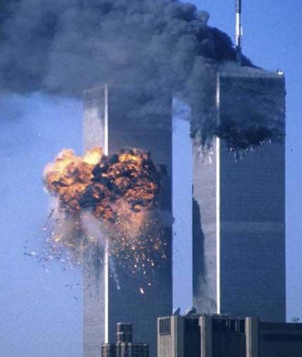 VIDEO: Pronađen dio aviona koji je udario 2001. u kule bliznakinje VIDEO: Pronađen dio aviona koji je udario 2001. u kule bliznakinje