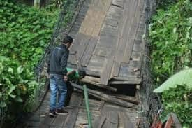 Tajland: Srušio se most, 4 žrtve  Tajland: Srušio se most, 4 žrtve