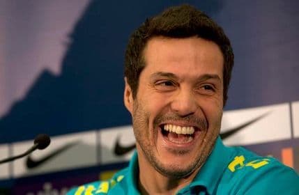 Milan dovodi Cezara? Milan dovodi Cezara?