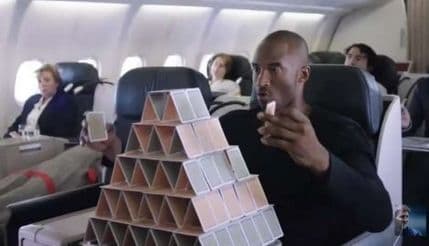 Kobijeva majka riješila da proda njegove trofeje i šampionsko prstenje Kobijeva majka riješila da proda njegove trofeje i šampionsko prstenje